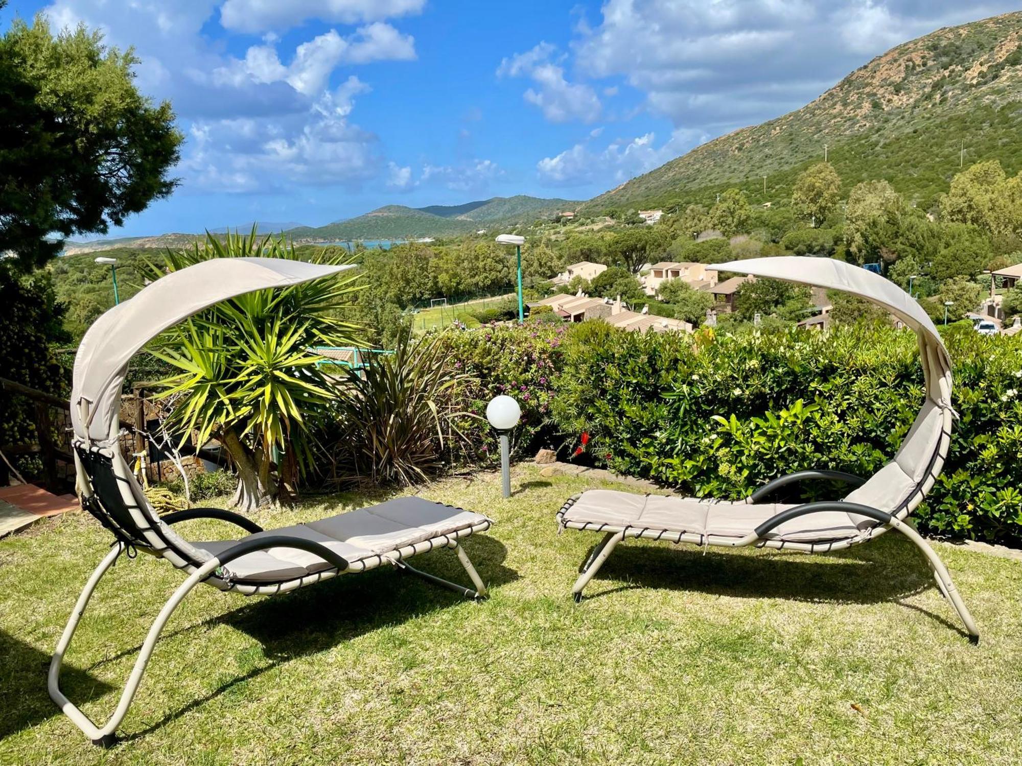 Villa Perdalonga, Vista Mare Sea View Tuerredda 툴라다 외부 사진